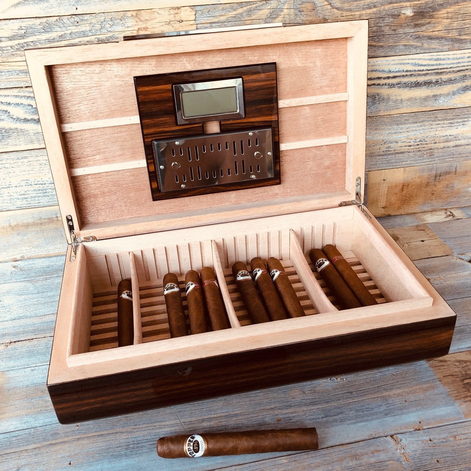 Suit and Tie Humidor 